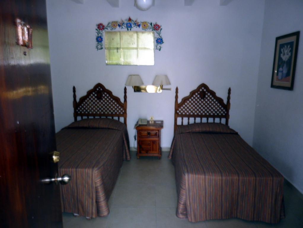 Hotel Bajo El Volcan Cuernavaca Zewnętrze zdjęcie